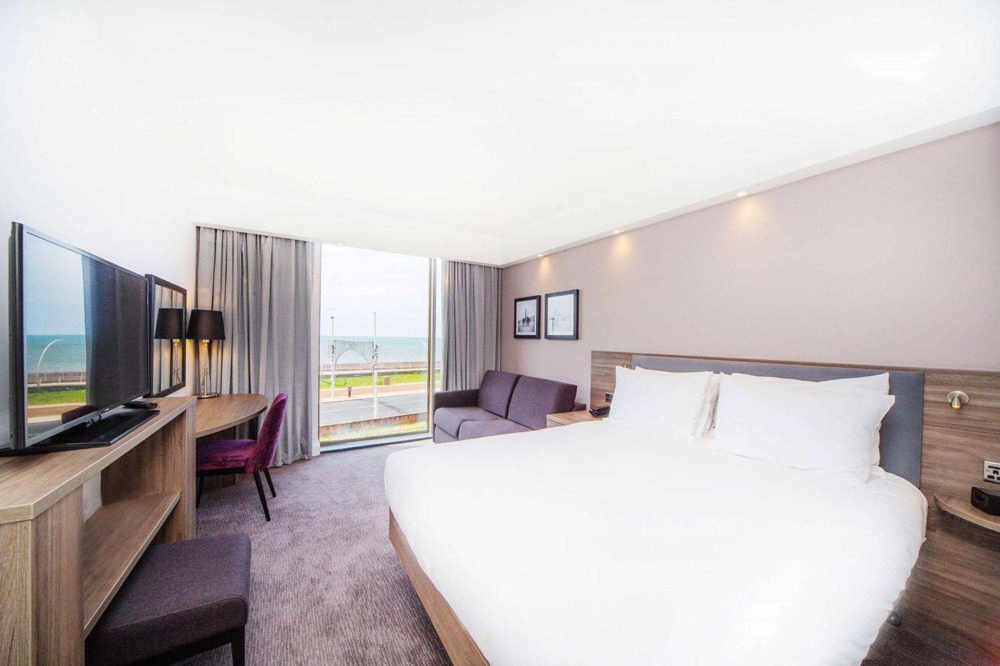 Hampton By Hilton Blackpool Hotel Екстериор снимка