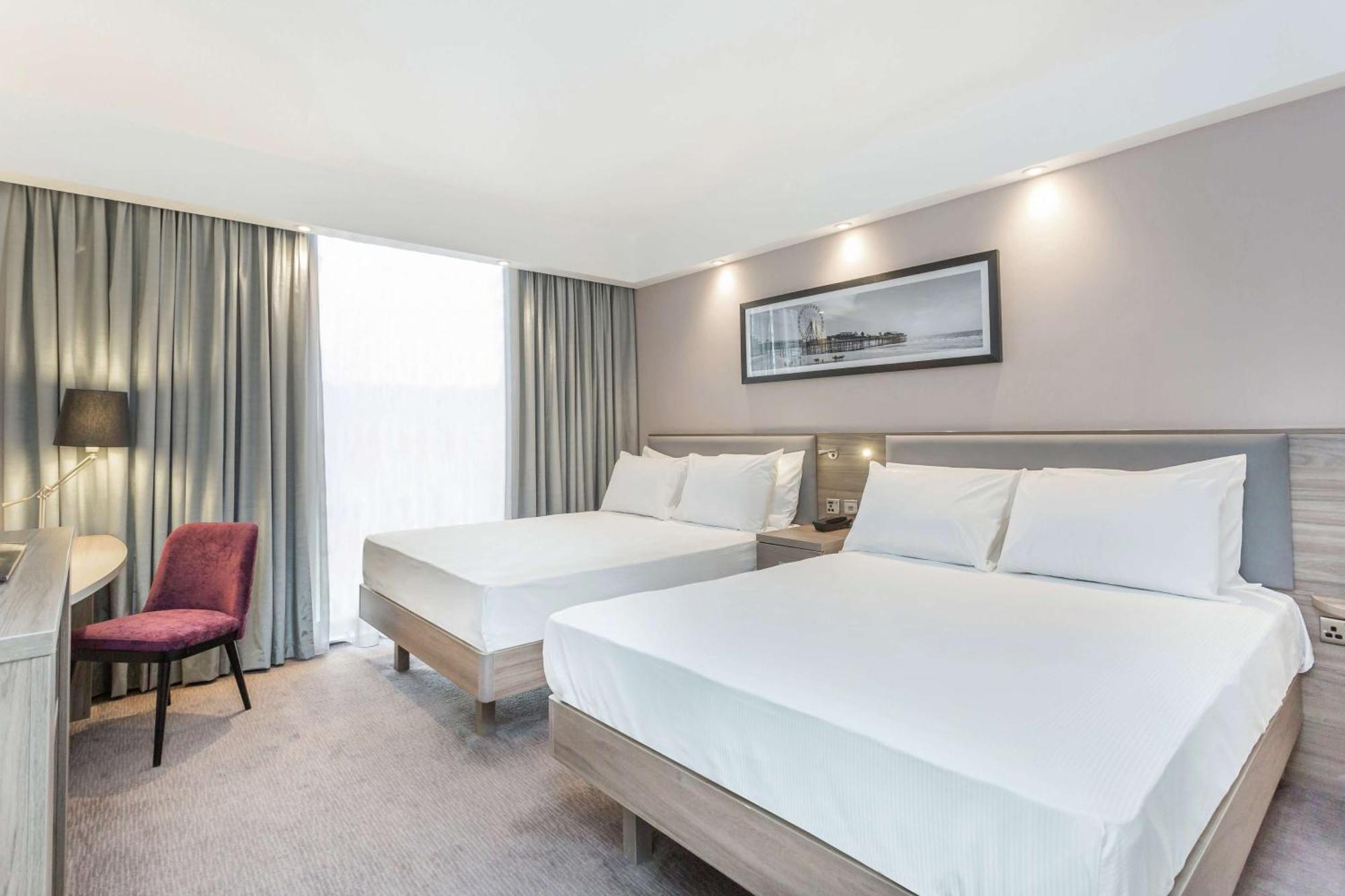 Hampton By Hilton Блекпул Екстериор снимка