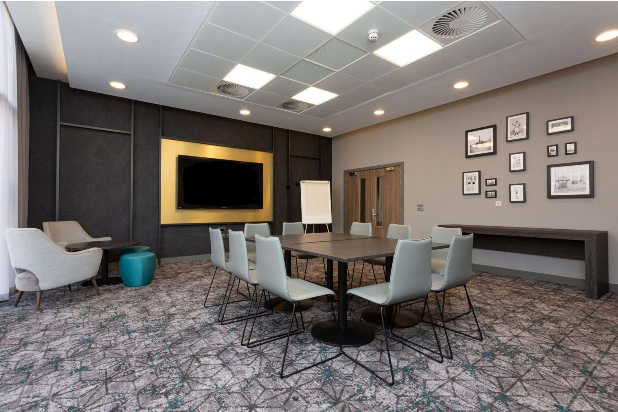 Hampton By Hilton Блекпул Екстериор снимка